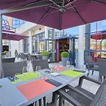 Golden Tulip Cdg Airport 호텔