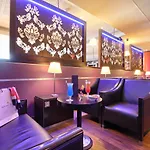 호텔 Golden Tulip Cdg Airport