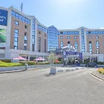 호텔 Golden Tulip Cdg Airport