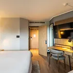 Golden Tulip Cdg Airport 호텔 4*