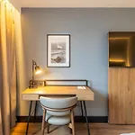 Golden Tulip Cdg Airport 호텔 4*