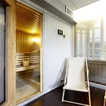 호텔 Golden Tulip Cdg Airport 4*
