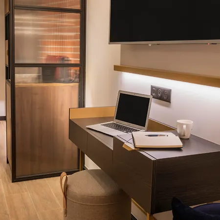 Hotel Golden Tulip Cdg Airport