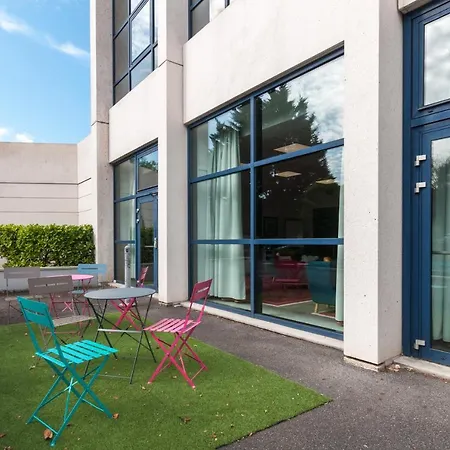 Golden Tulip Cdg Airport 4*