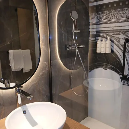 Hotel Golden Tulip Cdg Airport 4*