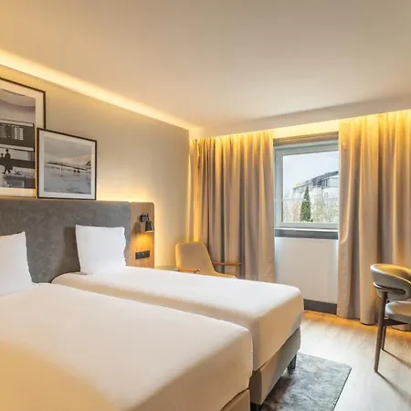 Hotel Golden Tulip Cdg Airport 4*