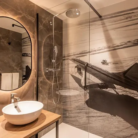 Golden Tulip Cdg Airport 4*