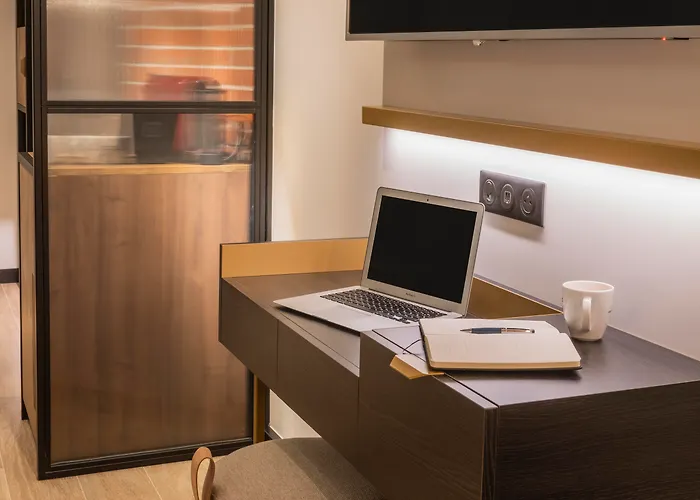 Hotel Golden Tulip Cdg Airport