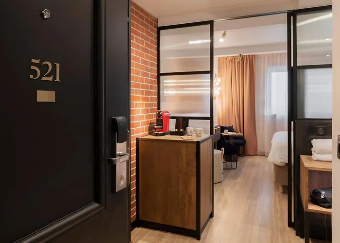 Hotel Golden Tulip Cdg Airport