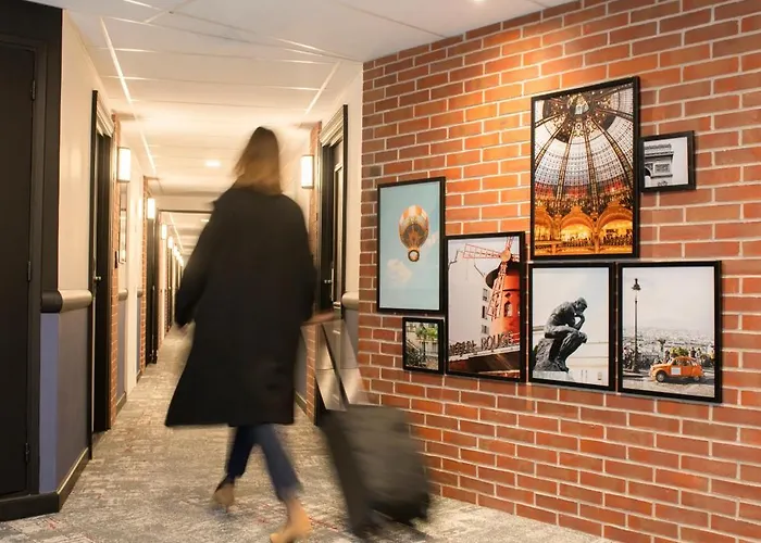 Hotel Golden Tulip Cdg Airport 4*