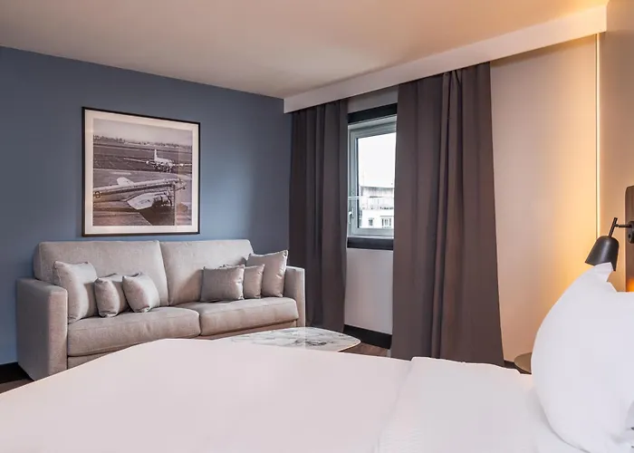 Golden Tulip Cdg Airport 4*